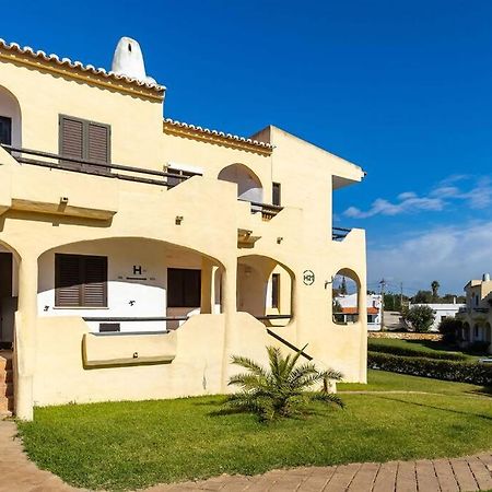 Lovely One Bedroom Apartment In Alvor Exterior foto