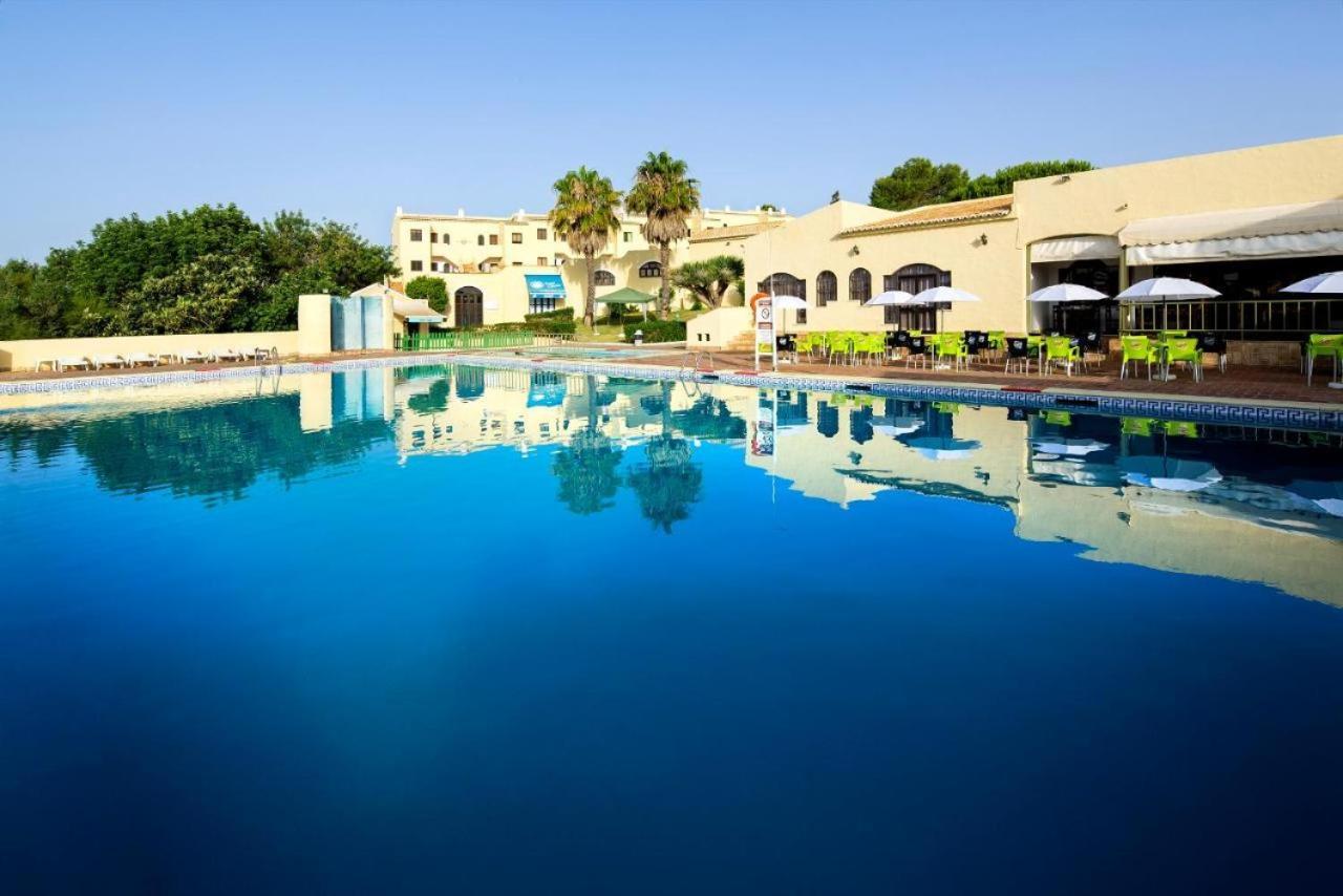 Lovely One Bedroom Apartment In Alvor Exterior foto